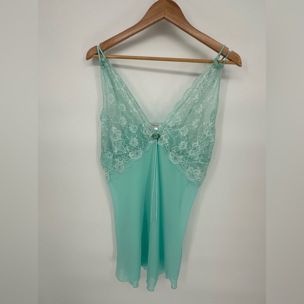 Vintage Je T’adore Mint Green Lace Chemise Nightgown Slip Vintage 90s Y2K set
